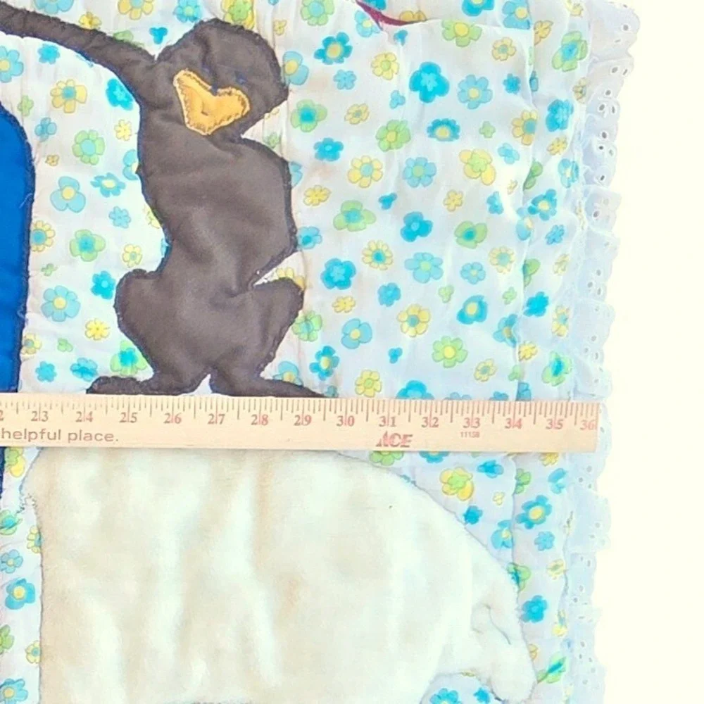 Vintage Handmade Style Animal Patchwork Baby Quilt Floral Eyelet Trim 36x32